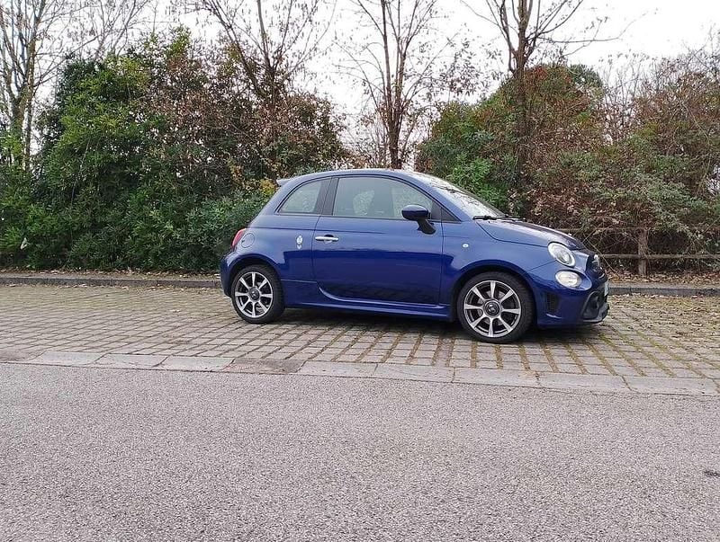 Usata Abarth 595 70th Anniversary 145 CV (106 kW) 2019 Blu/azzurro Utilitaria