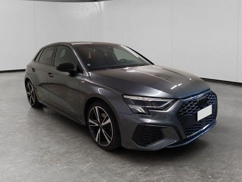 Usata Audi A3 S-Line 149 CV (109 kW) 2022 Grigio Berlina