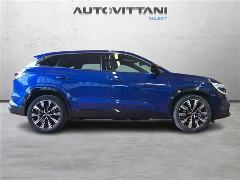 Usata Renault Austral Techno 200 CV (147 kW) 2023 Blu scuro SUV