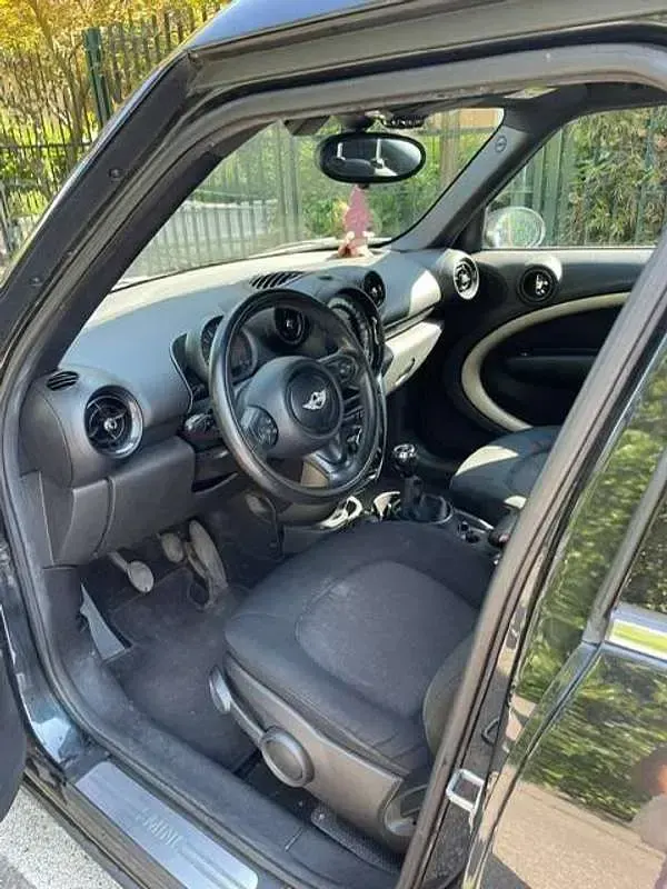 Usata Mini Cooper D Countryman 111 CV (81 kW) 2016 Nero SUV