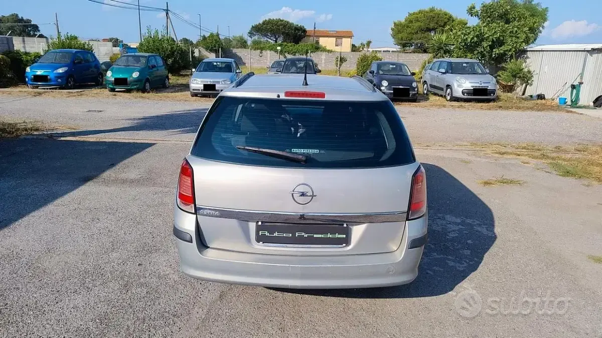 Usata Opel Astra 90 CV (66 kW) 2006 Grigio Station wagon