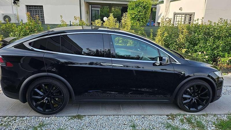 Usata Tesla Model X Performance 169 kW (230 CV) 2020 Nero SUV