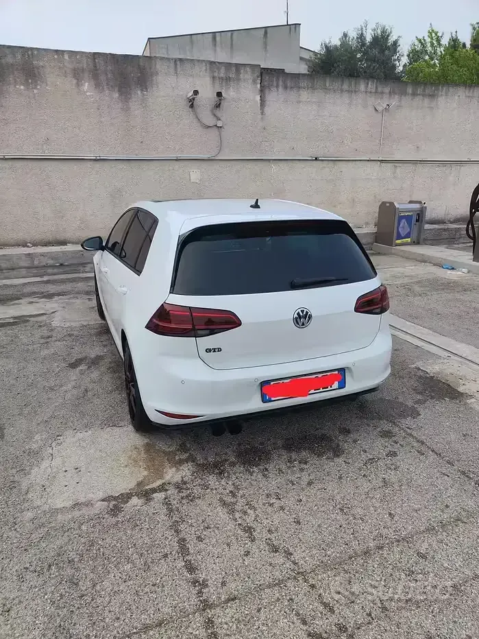 Usado VW Golf VII Sound 184 CV (135 kW) 2015 Blanco Berlina