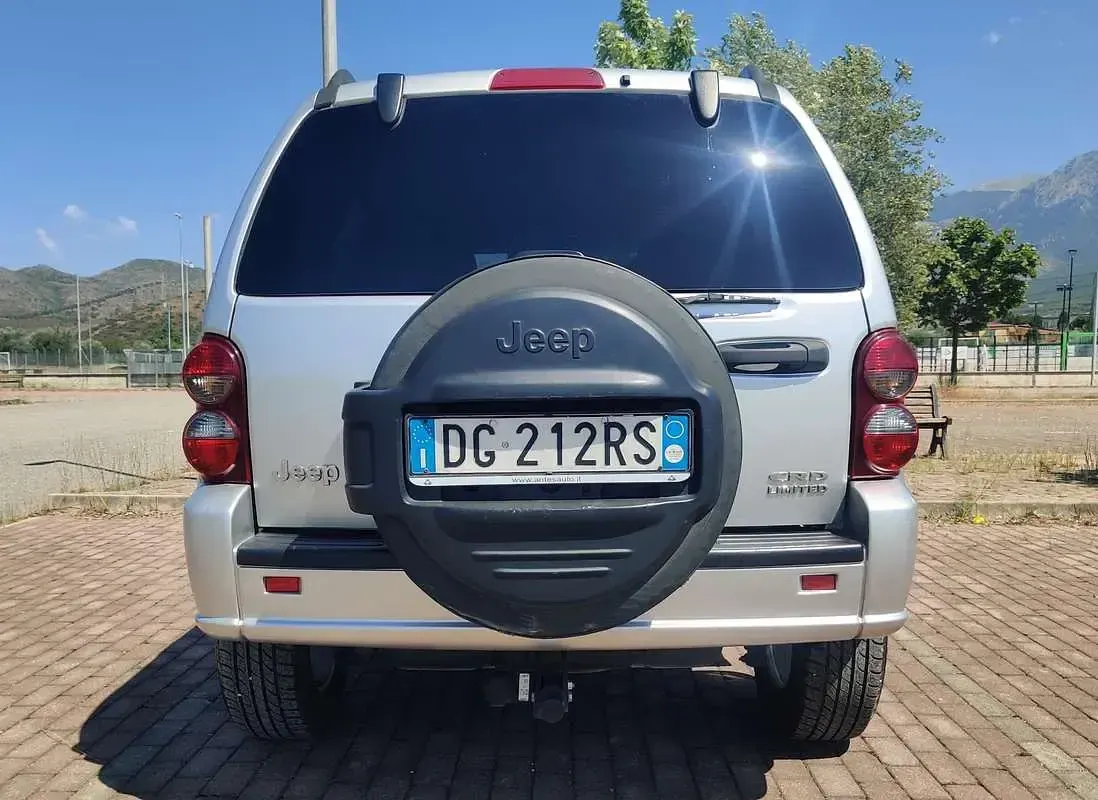 Usata Jeep Cherokee Limited 177 CV (130 kW) 2007 SUV