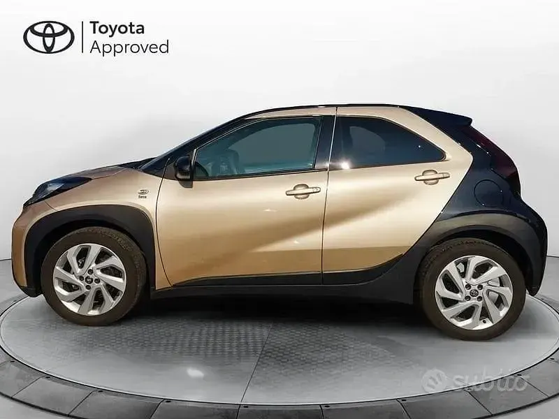 Usata Toyota Aygo X Trend 72 CV (52 kW) 2022 SUV