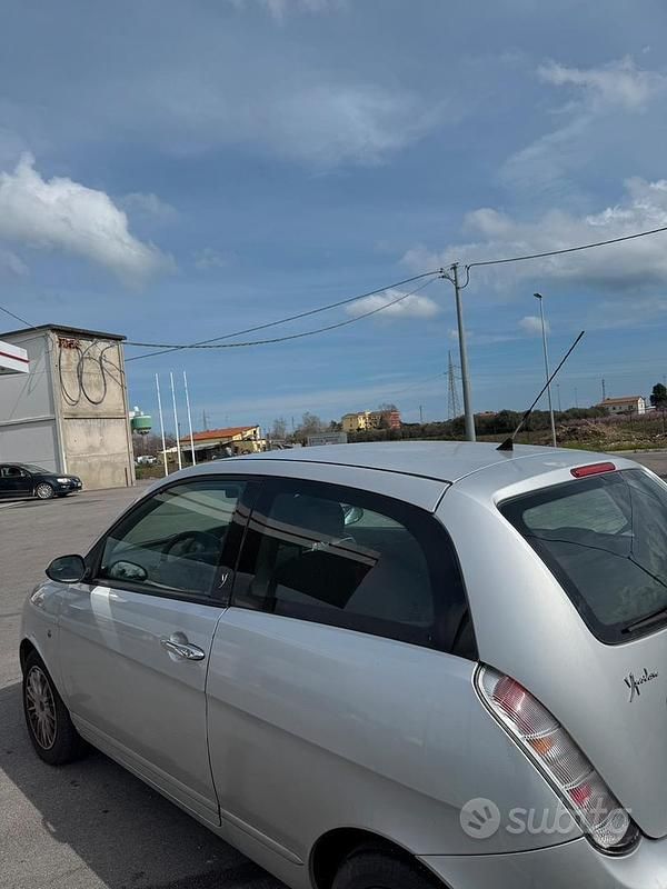 Usata Lancia Ypsilon 2008 Grigio Utilitaria