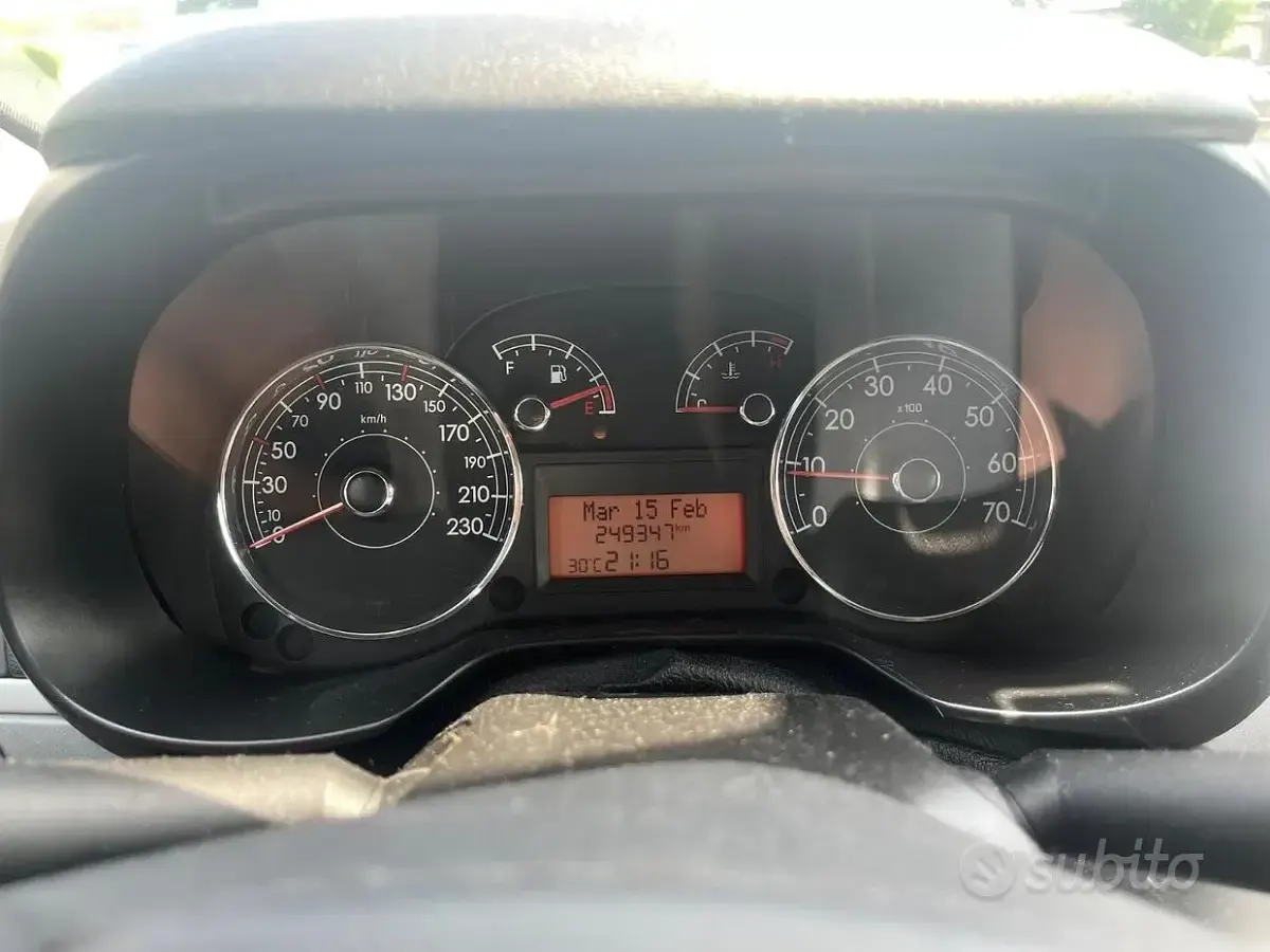 Usata Fiat Punto 75 CV (55 kW) 2014 Nero Utilitaria
