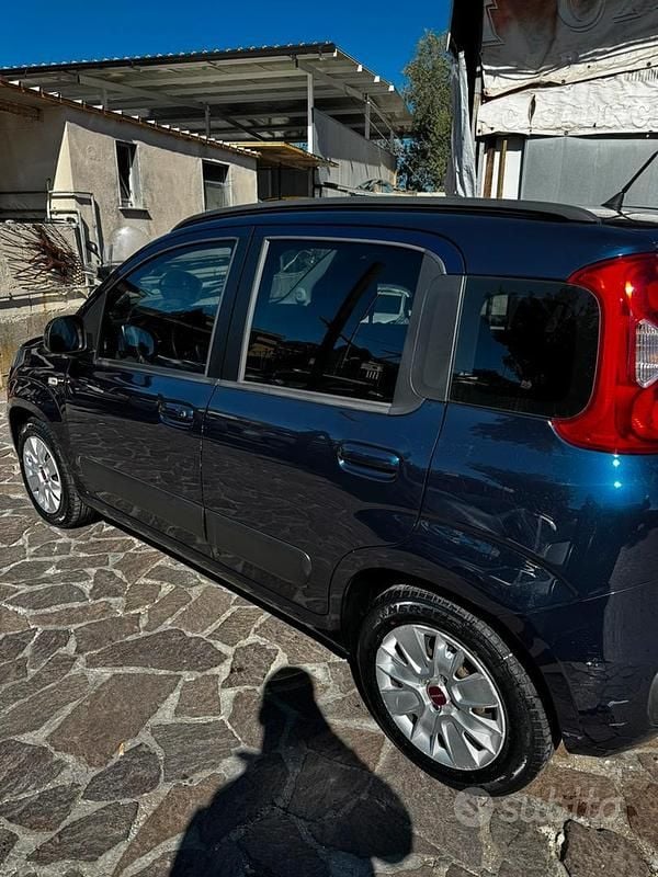 Usata Fiat Panda 69 CV (50 kW) 2018 Blu Utilitaria