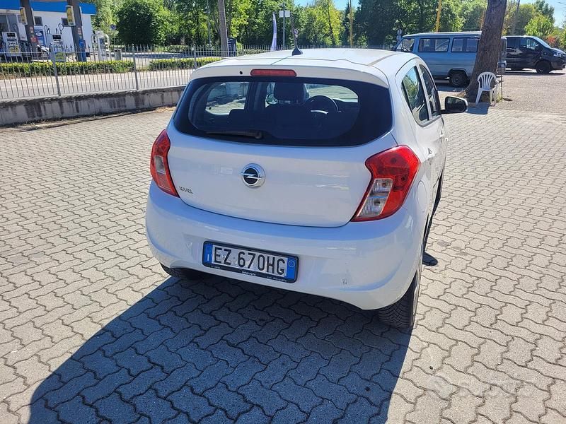 Usata Opel Karl Cosmo 75 CV (55 kW) 2015 Bianco Utilitaria