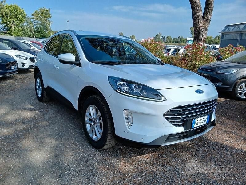 Usata Ford Kuga Titanium X 120 CV (88 kW) 2023 Bianco SUV