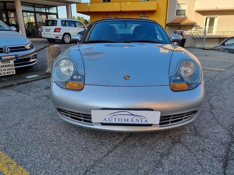 Usata Porsche Boxster 220 CV (161 kW) 2001 Argento Cabrio