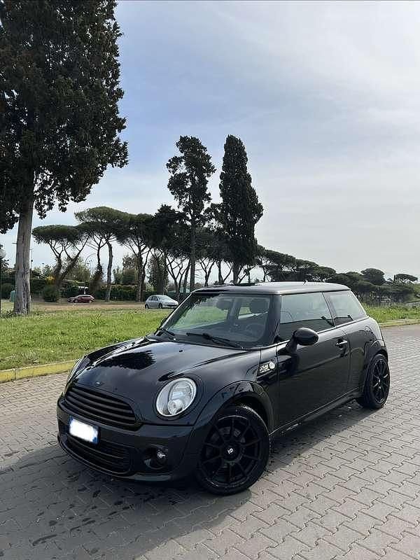 Usata Mini ONE 75 CV (55 kW) 2011 Utilitaria
