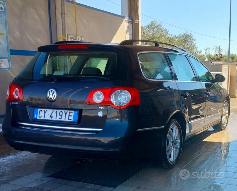 Usata VW Passat 105 CV (77 kW) 2006 Grigio Station wagon