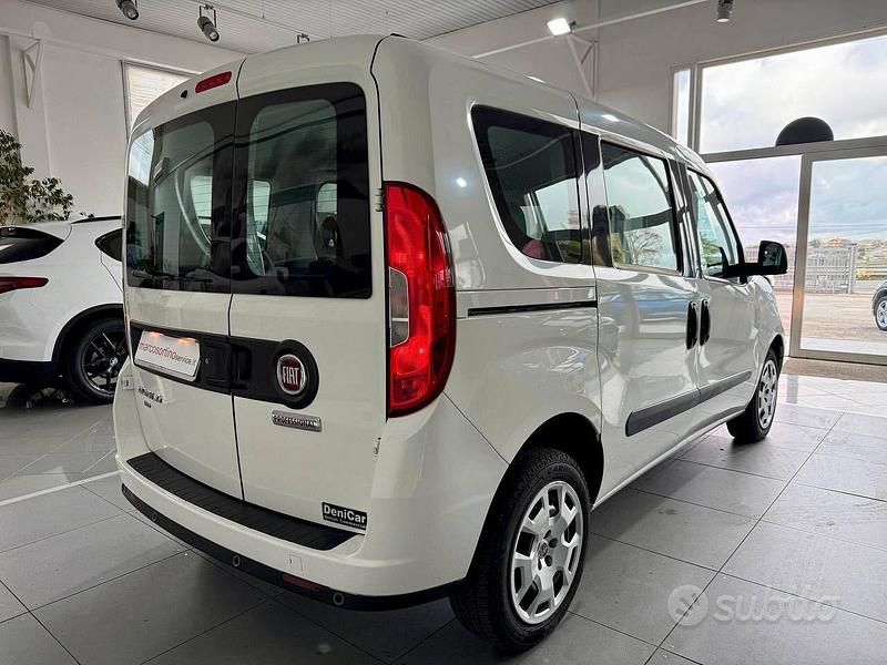 Usata Fiat Doblò S 120 CV (88 kW) 2017 Bianco Monovolume