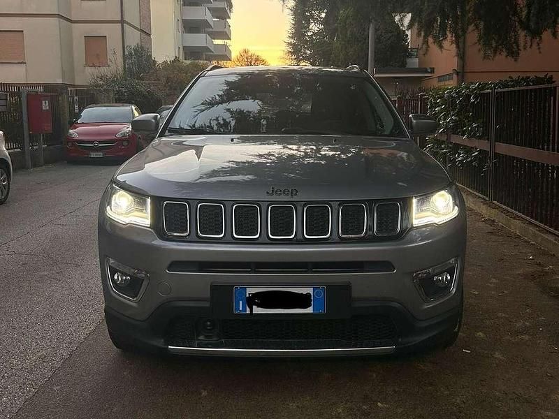 Usata Jeep Compass Limited 120 CV (88 kW) 2018 Grigio SUV