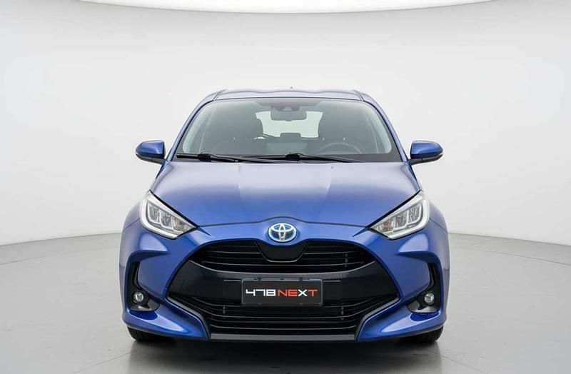 Usata Toyota Yaris Hybrid Trend 116 CV (85 kW) 2021 Blu/azzurro Berlina
