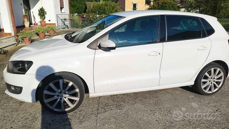 Usata VW Polo 90 CV (66 kW) 2011 Bianco Utilitaria