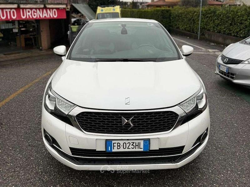 Usata DS Automobiles DS4 Sport Chic 181 CV (133 kW) 2015 Bianco Berlina