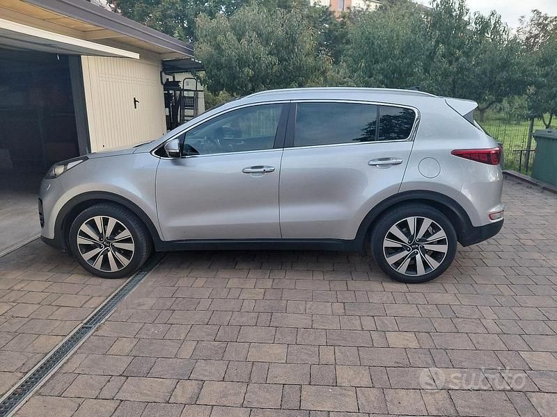 Usata Kia Sportage 116 CV (85 kW) 2017 Grigio SUV
