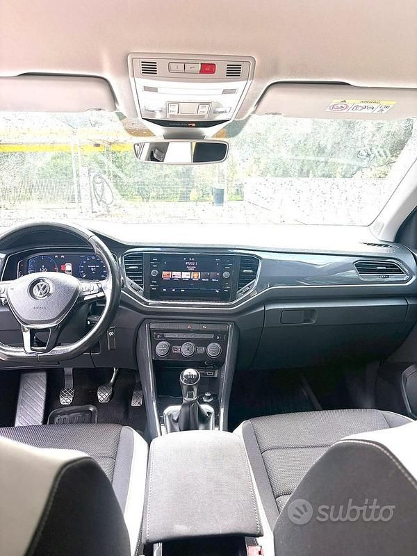 Usata VW T-Roc Advance 116 CV (85 kW) 2020 Bianco SUV