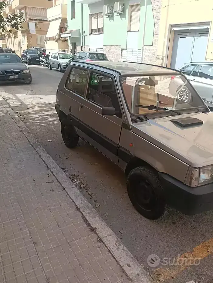 Usata Fiat Panda 50 CV (36 kW) 1990 Grigio Berlina