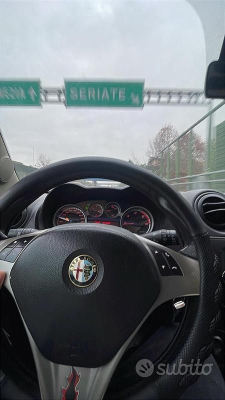 Usata Alfa Romeo MiTo 85 CV (62 kW) 2013 Nero Utilitaria