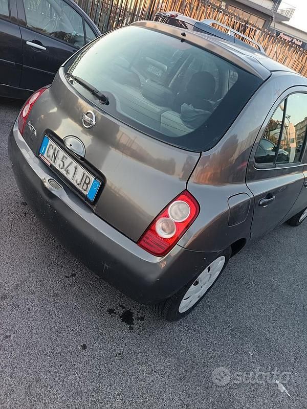 Usata Nissan Micra 80 CV (58 kW) 2005 Berlina