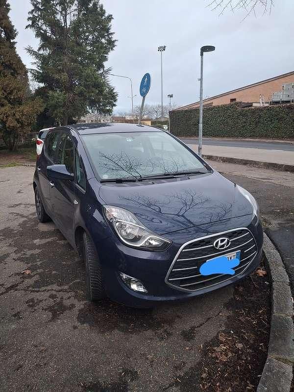 Usata Hyundai i20 73 CV (53 kW) 2019 Blu/azzurro Utilitaria