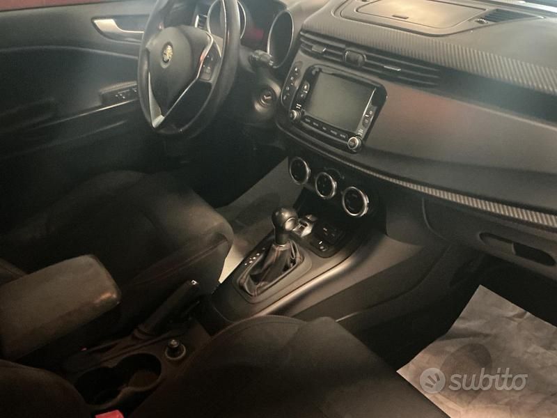 Usata Alfa Romeo Giulietta Sprint 175 CV (128 kW) 2014 Grigio Utilitaria