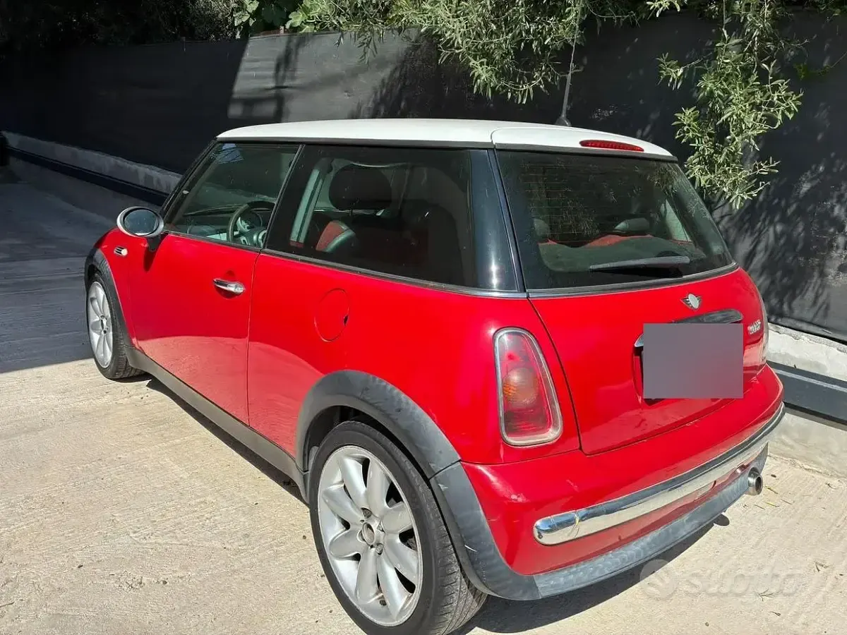Usata Mini Cooper 116 CV (85 kW) 2003 Rosso Utilitaria
