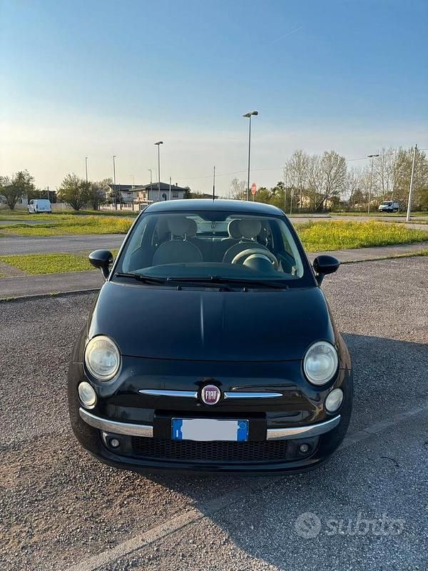Usata Fiat 500 Lounge 69 CV (50 kW) 2010 Nero Utilitaria
