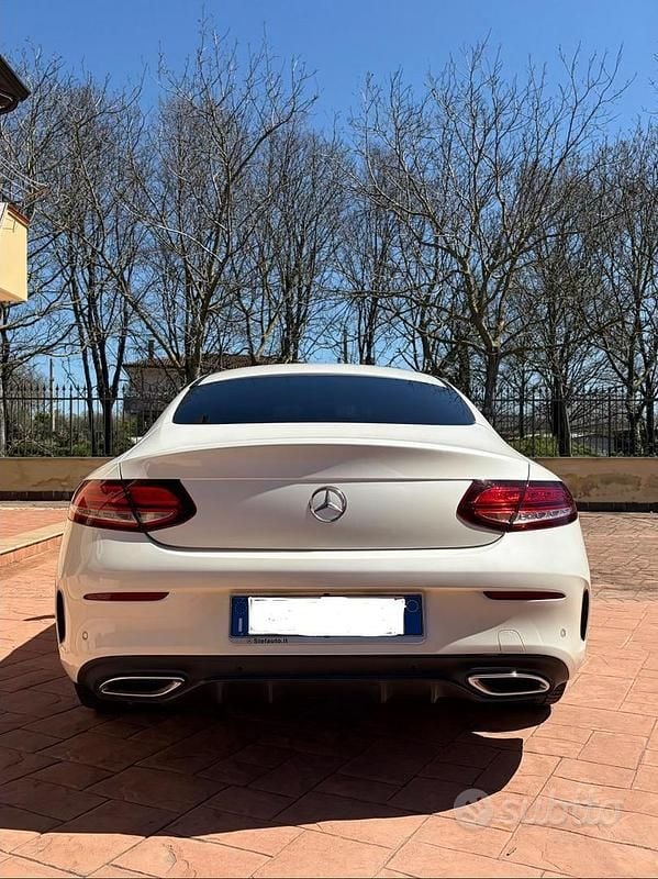Usata Mercedes C220 Premium 194 CV (142 kW) 2019 Bianco Coupé