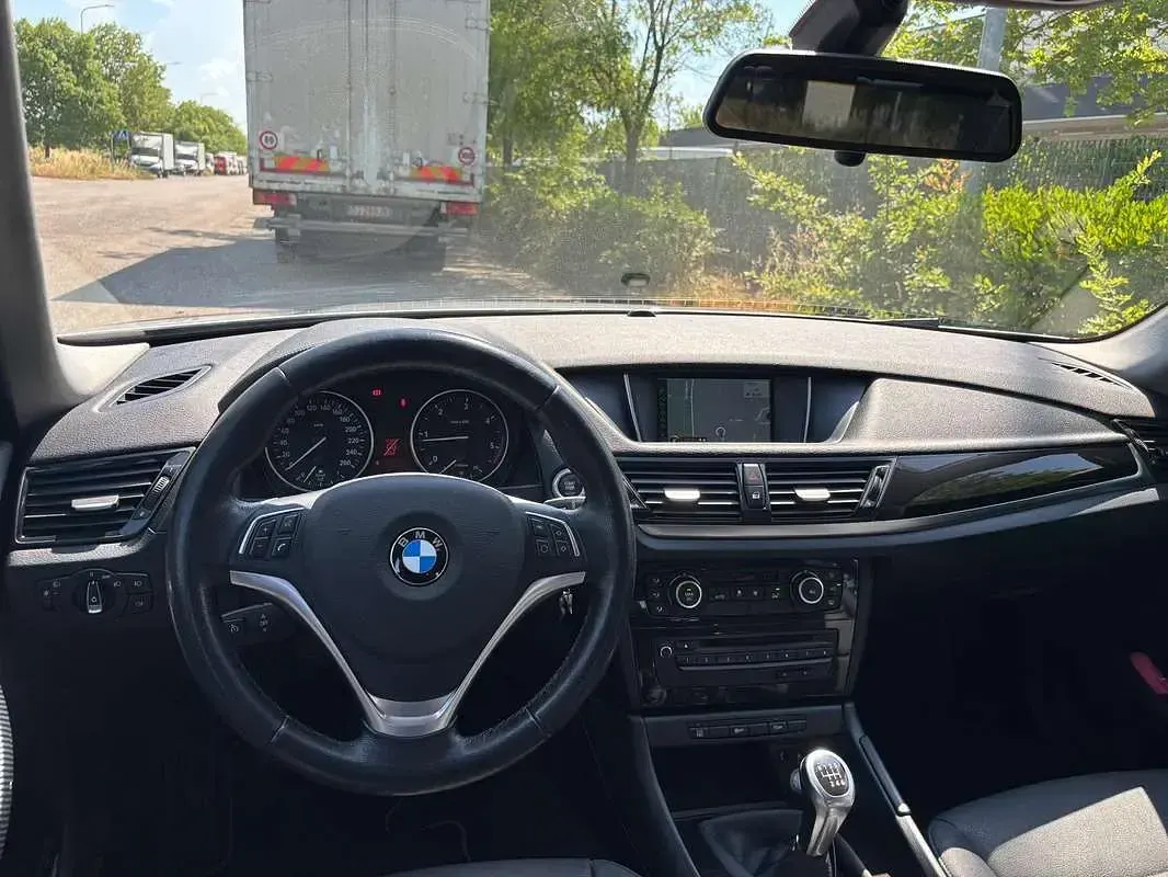 Usata BMW X1 Sport Line 116 CV (85 kW) 2014 Argento SUV