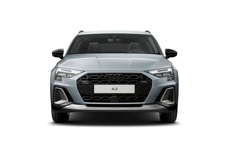 Usata Audi A3 Comfort 150 CV (110 kW) 2024 Grigio freccia Utilitaria