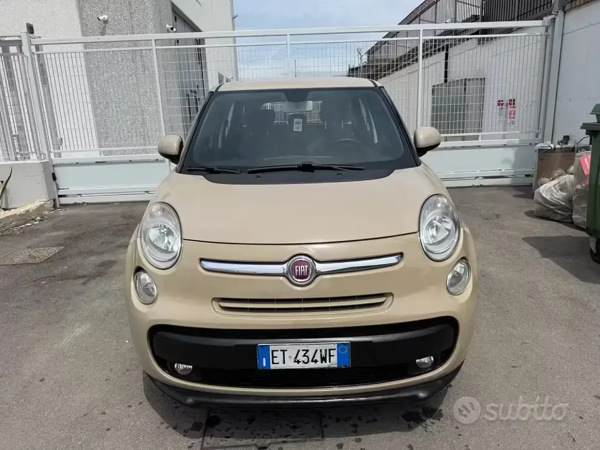 Usata Fiat 500L Living 80 CV (58 kW) 2014 Beige Monovolume
