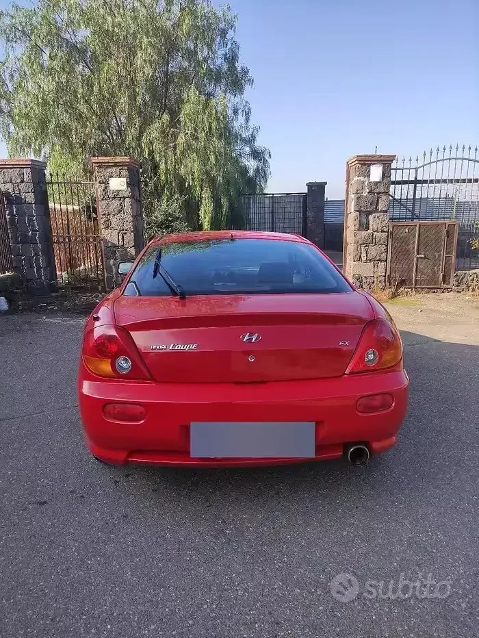 Occasion Hyundai Tiburon 105 PK (77 kW) 2003 Rood Coupé