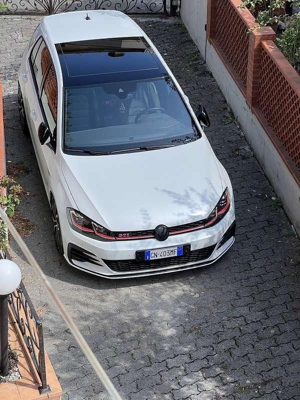 Usata VW Golf VII GTI 245 CV (180 kW) 2019 Bianco Berlina
