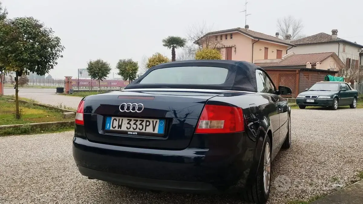 Usata Audi A4 Cabriolet 163 CV (119 kW) 2005 Bluazzurro Cabrio