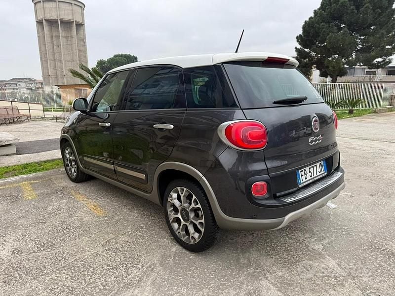 Usata Fiat 500L Trekking 105 CV (77 kW) 2015 Nero Monovolume