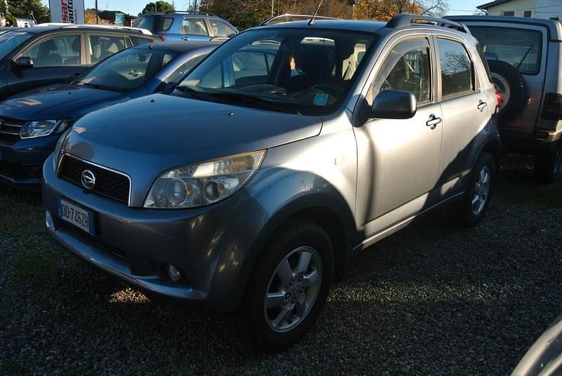 Usata Daihatsu Terios 105 CV (77 kW) 2006 Blu SUV