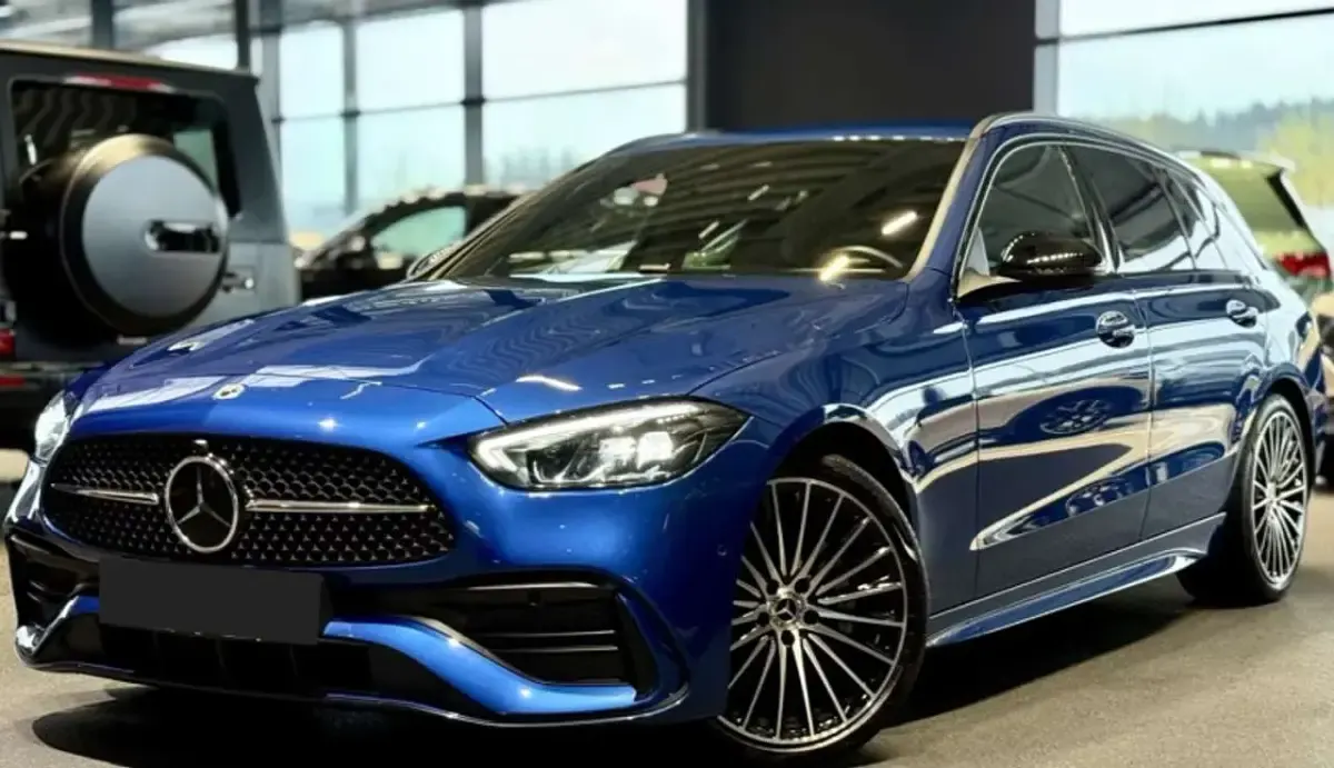 Usata Mercedes C220 Advanced 200 CV (147 kW) 2025 Blu/azzurro SUV