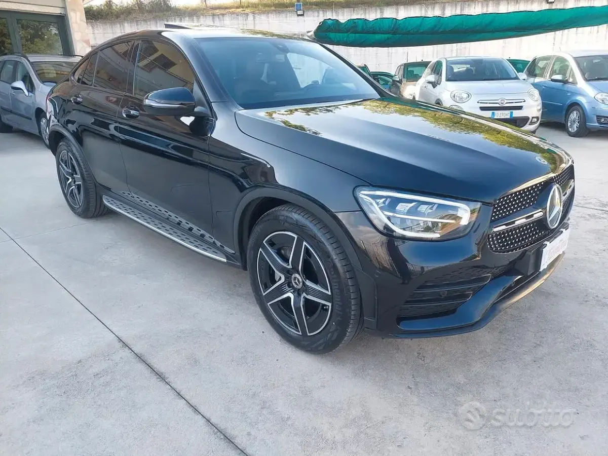 Usata Mercedes GLC220 AMG 194 CV (142 kW) 2022 Nero SUV