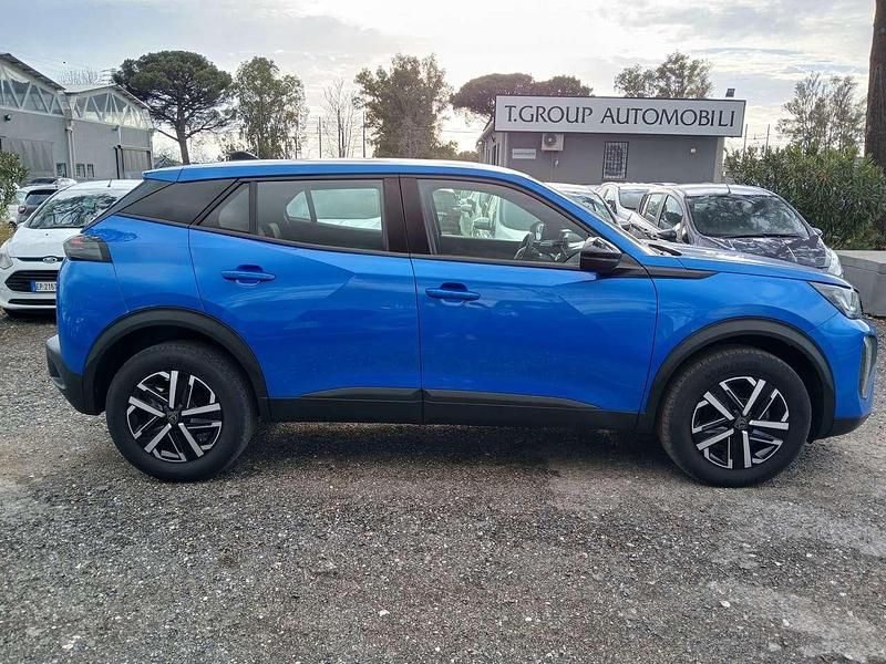 Gebraucht Peugeot 2008 Active 102 PS (75 kW) 2024 Blau SUV