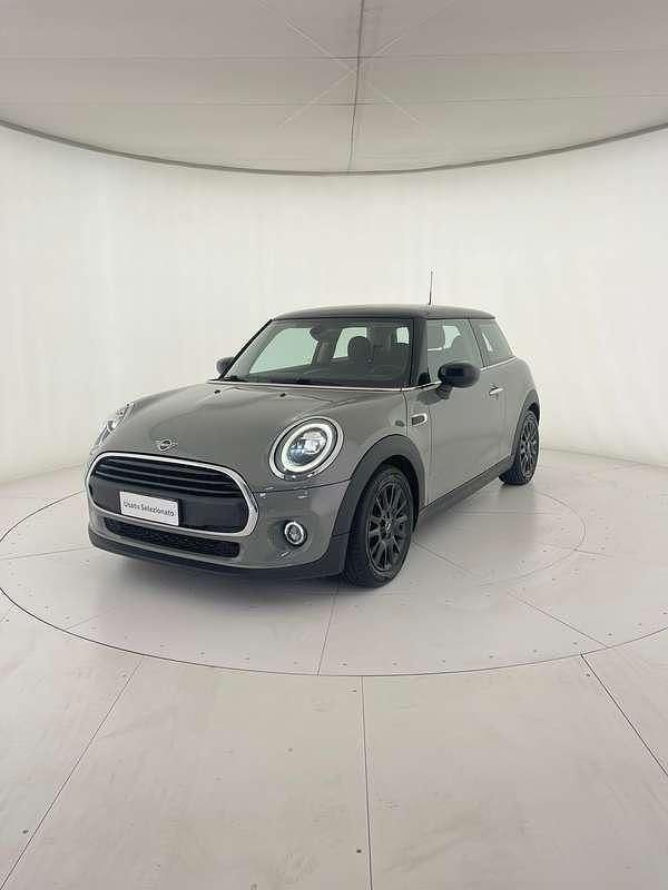 Usata Mini ONE 75 CV (55 kW) 2021 Grigio Utilitaria