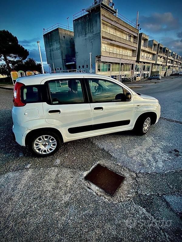 Usata Fiat Panda Easy 95 CV (69 kW) 2017 Bianco Utilitaria