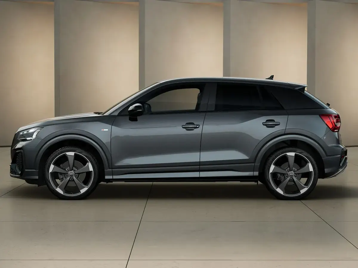 Nuova Audi Q2 Comfort 150 CV (110 kW) 2026 Grigio daytona perlato SUV