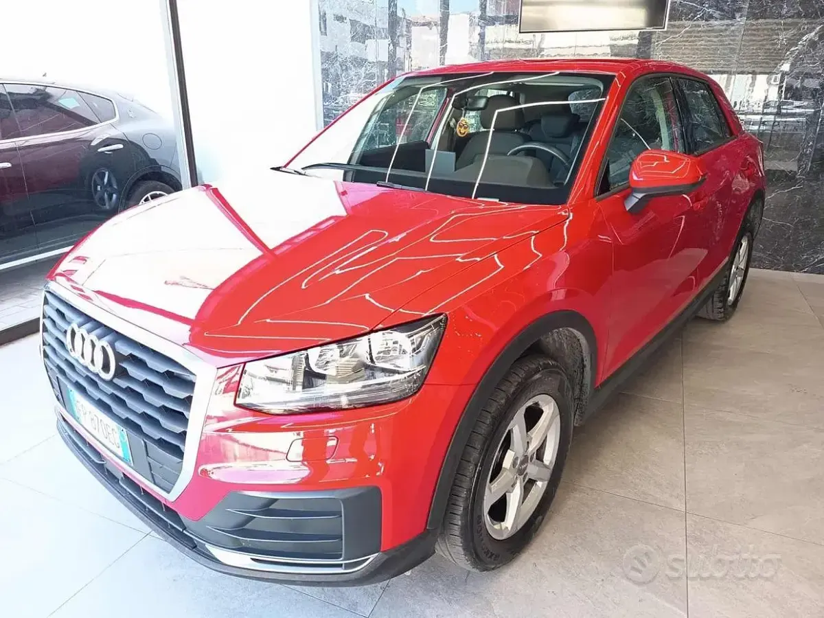 Usata Audi Q2 S-Line 116 CV (85 kW) 2018 Rosso SUV