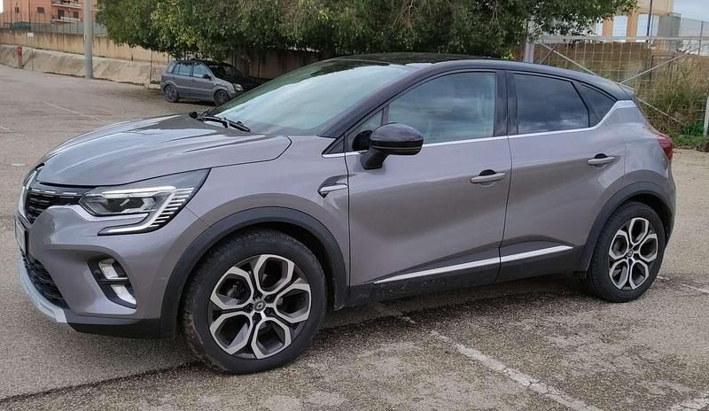 Usata Renault Captur Intens 101 CV (74 kW) 2021 SUV
