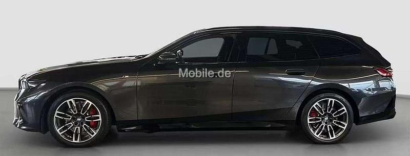 Usata BMW 520 M Sport 197 CV (144 kW) 2025 Grigio Station wagon