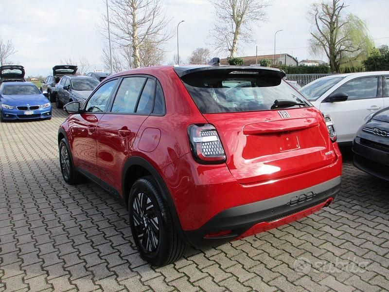 Usata Fiat 600 101 CV (74 kW) 2024 Bianco SUV